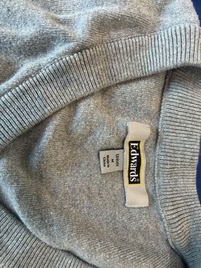 Edwards Men's Light Grey Crewneck Sweater